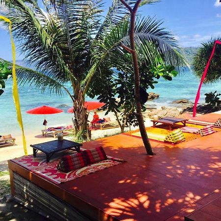 Pitiusas Beach Resort Koh Lipe Esterno foto