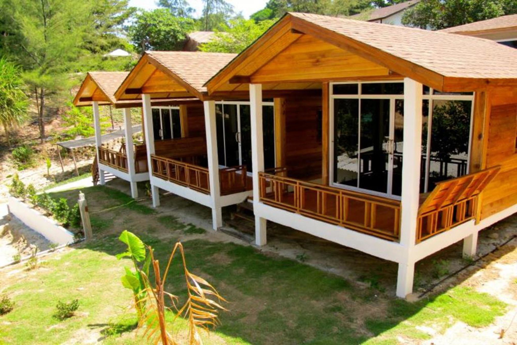 Pitiusas Beach Resort Koh Lipe Esterno foto