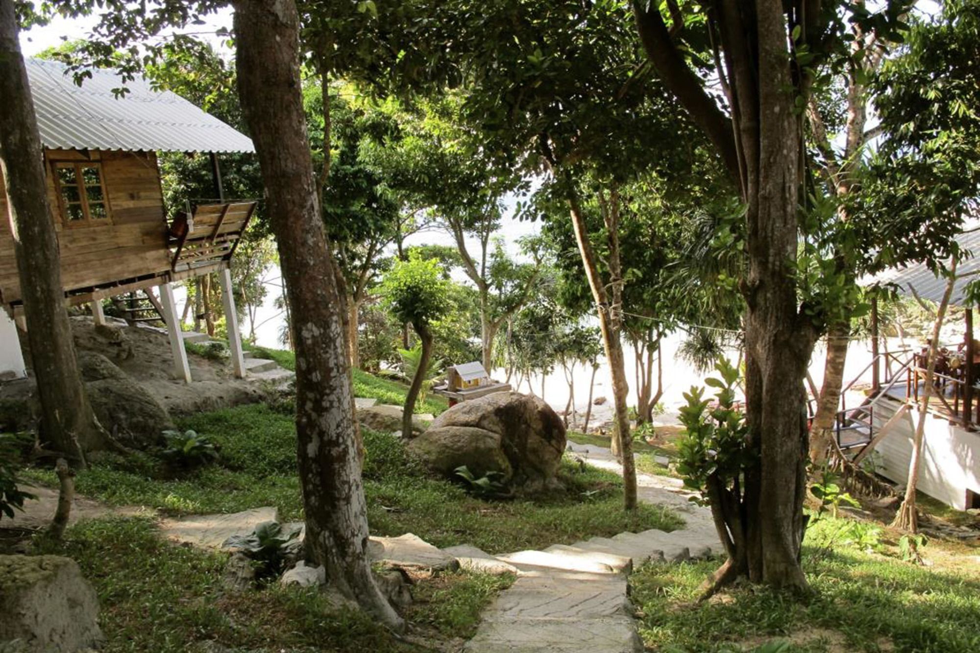 Pitiusas Beach Resort Koh Lipe Esterno foto