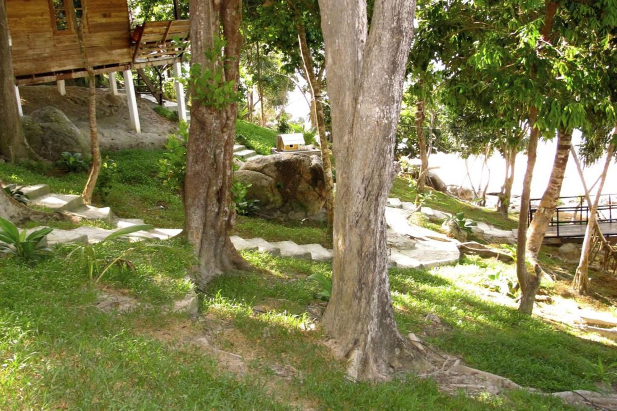 Pitiusas Beach Resort Koh Lipe Esterno foto