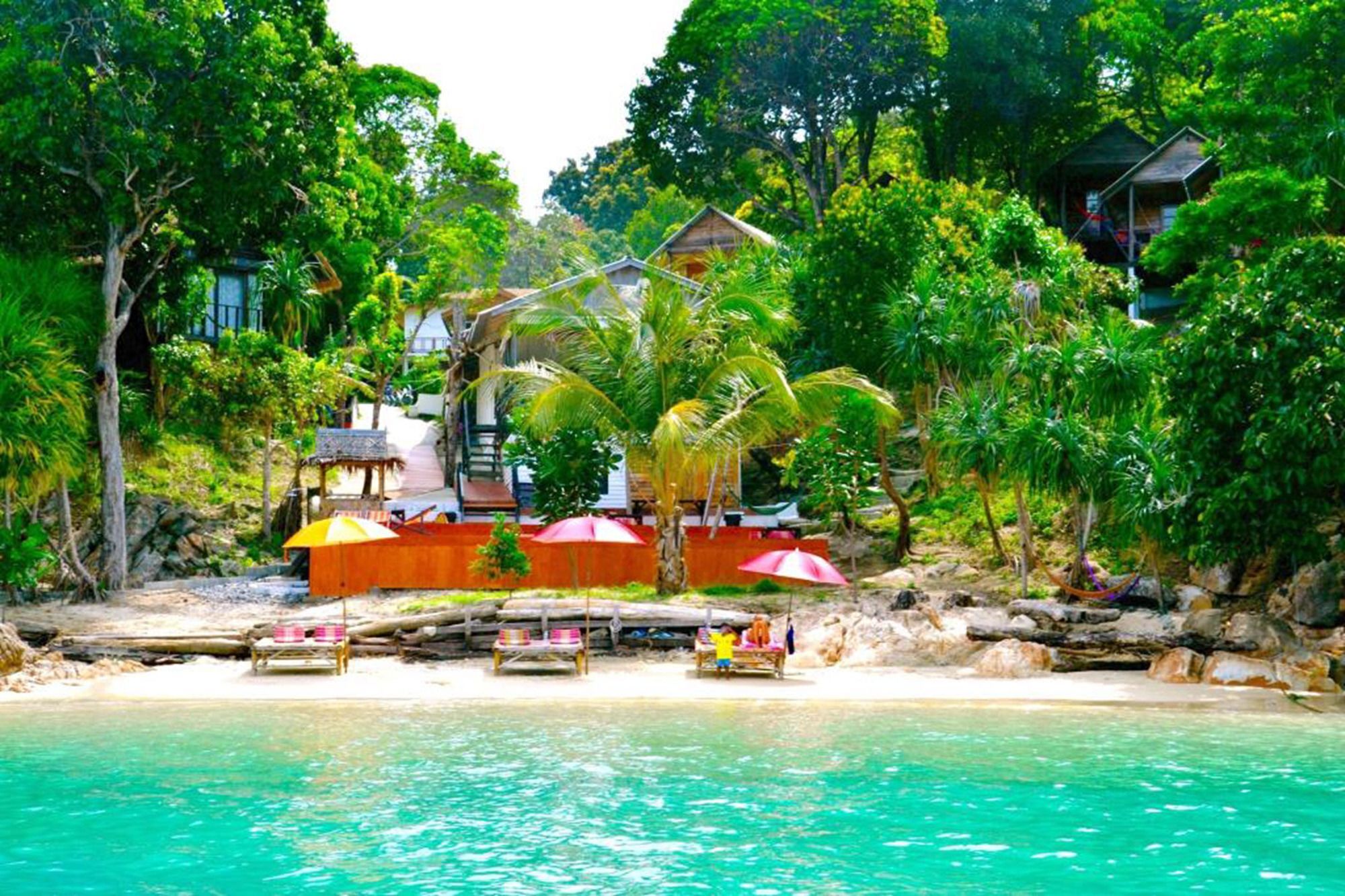 Pitiusas Beach Resort Koh Lipe Esterno foto